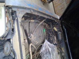 1982 TOYOTA TRUCK, GRAY, STD. CAB, 2.4L. MT. 4WD.   Z26338